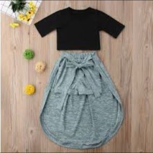 Long sleeve crop top (small) Skorts (medium)